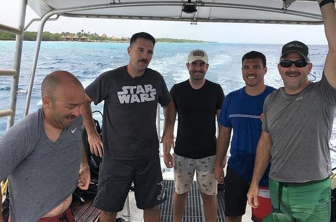Aruba 1-Tank guided Dive for certified divers with own equipment - Reef and Wreck Time: What You Should Expect to See