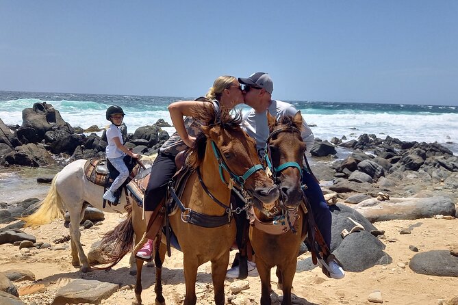 Aruba Beach Ecological Horseback Ride - Guides and photos: Pedro and Olivia’s role in making it smoother