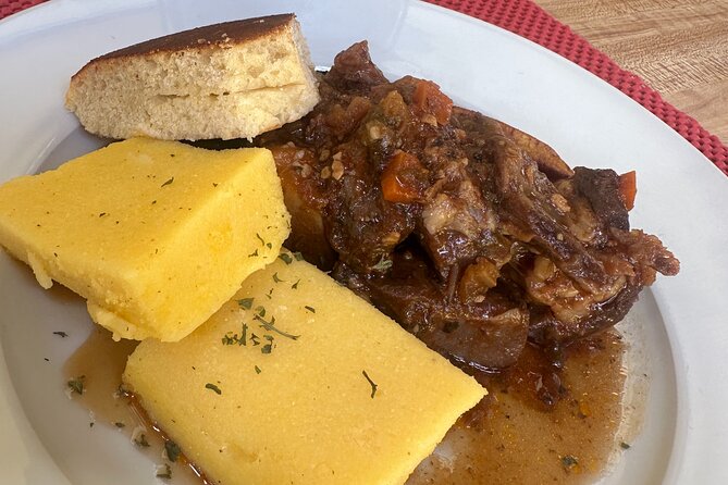 Aruba Eats Sip and Savor Local Food Tour - Stop 6: Gerrit Rietveld Park for Dutch-Caribbean Comfort Bites