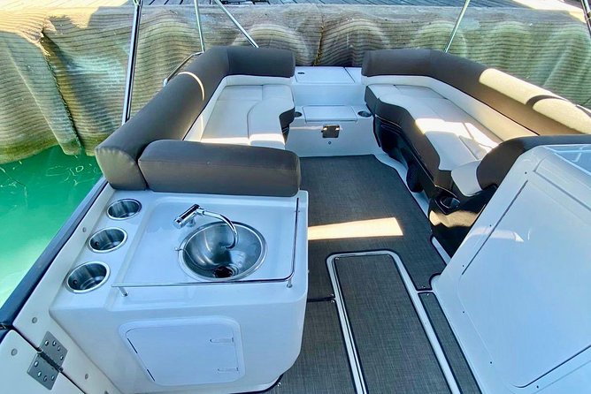 Aruba Element Private Boat Charter (After-Lounge) - Renaissance Island and De Palm Island: postcard landmarks from the sea