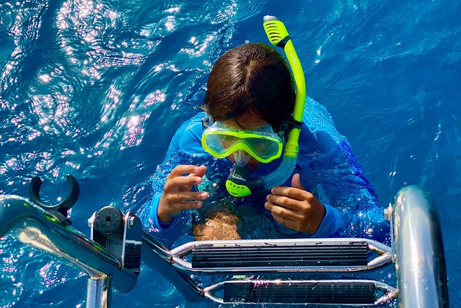 Aruba Element Private Boat Charter (After-Lounge) - What’s included on board (and what you’ll need to handle)