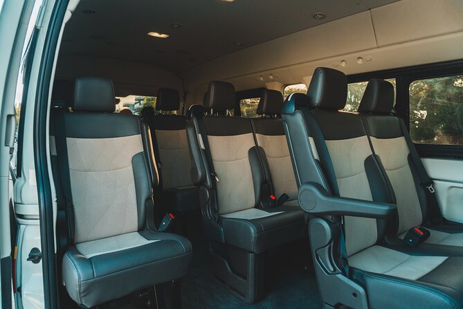 Aruba Private Van Airport Transfer - One-way or round-trip: when each option is worth it