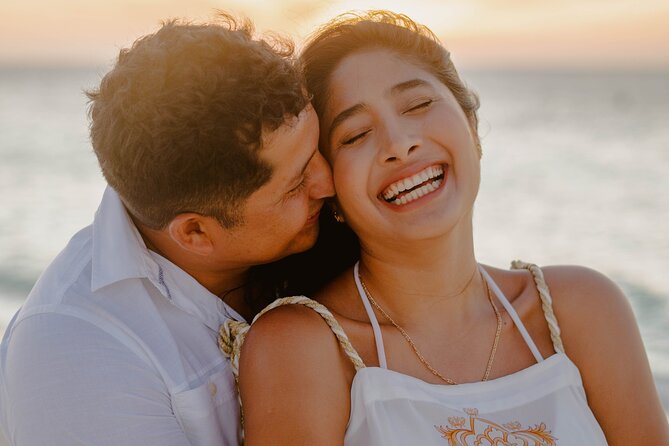 Aruba Romantic Sunset Photoshoot & Beach Picnic in Luxury Cabana - The Picnic Part: Charcuterie, Water, and a Sparkling Wine Welcome