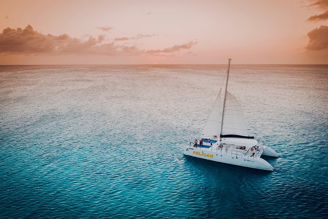 Aruba Sunset Cruise plus Seaside Dinner - What Makes the Crew Matter (and Who You Might Meet)