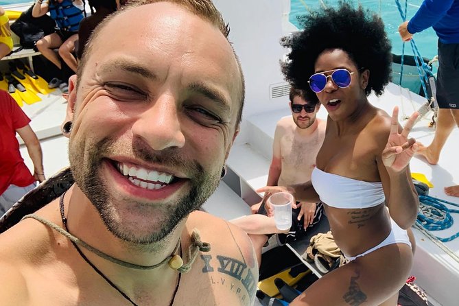 Arusun Catamaran Sail with Snorkeling in Aruba - Group size, crowd levels, and why it matters on a boat day