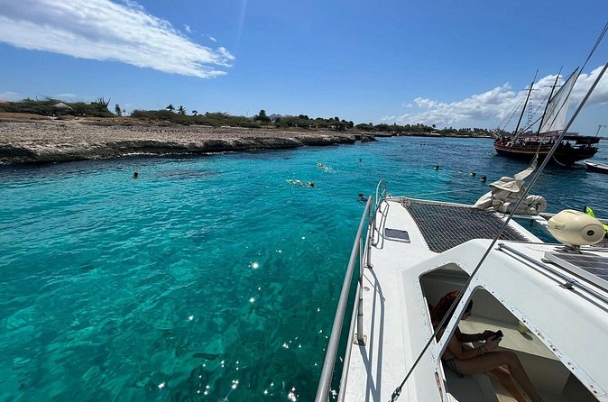 Banana Adventure Catamaran Shipwreck Snorkel and Turtle Swim - Tres Trapi Turtle Swim: You Search, You Swim, You Get the Moment