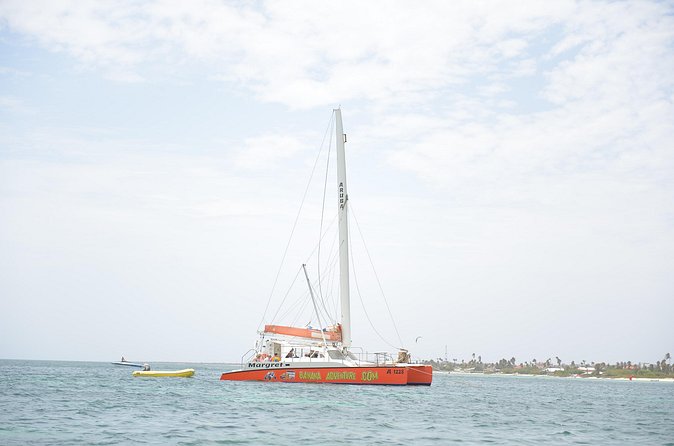 Banana Adventure Catamaran Shipwreck Snorkel and Turtle Swim - Lunch and Open Bar: Included, Not Fancy, and Still Worth It