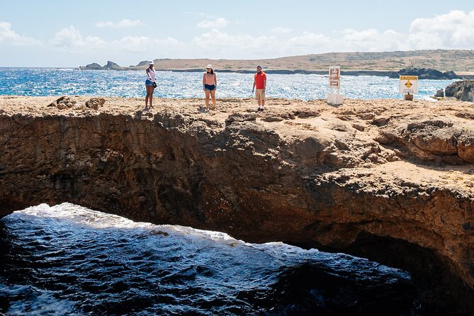 Best of Aruba by Bus - Starting at the 1914 California Lighthouse