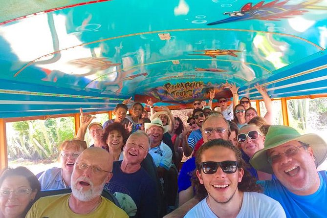 Colorful Beach Bus Sightseeing Tour of Aruba - How the 10:00 a.m. timing works (and why the pacing helps)