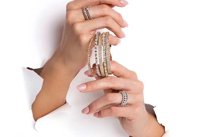 Diamond Shopping Experience with Champagne - Price and Value: Is $25 Worth It?