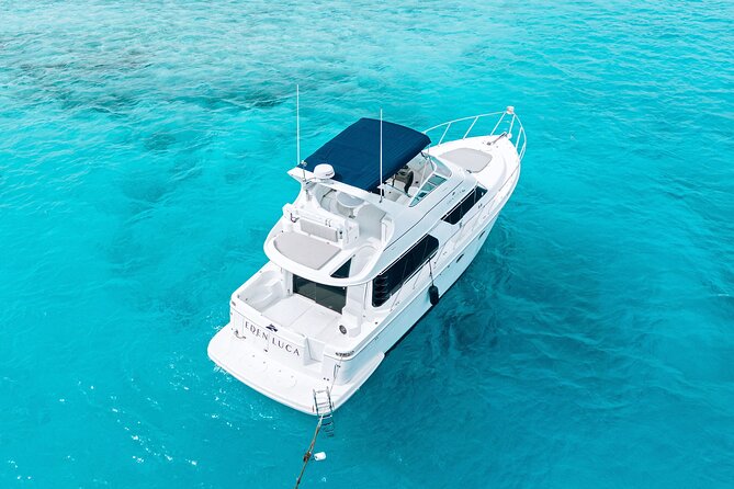 Luxury Private Yacht Charter Aruba - Eden Luca Yachts - The floating mat is the secret to a no-stress yacht day