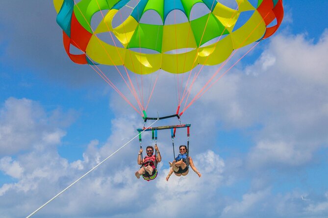 Parasailing and Photography Session Experience - Meeting at Skyview Watersports Aruba: Where the Experience Starts