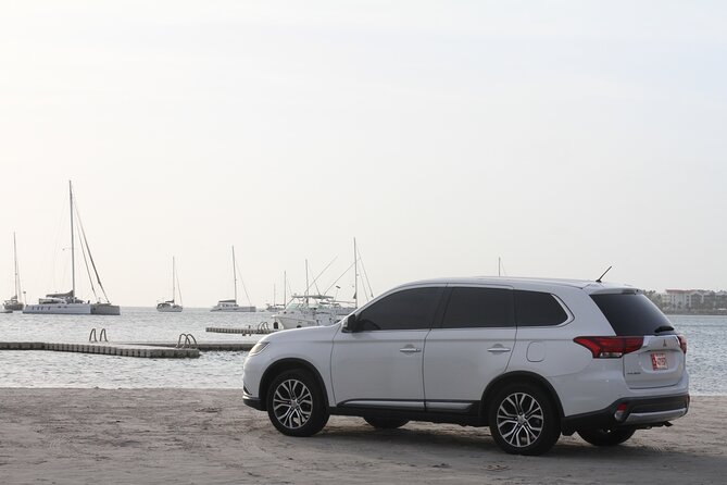 Private Airport Transfers in Aruba - What you’ll actually experience on arrival: from meeting point to car