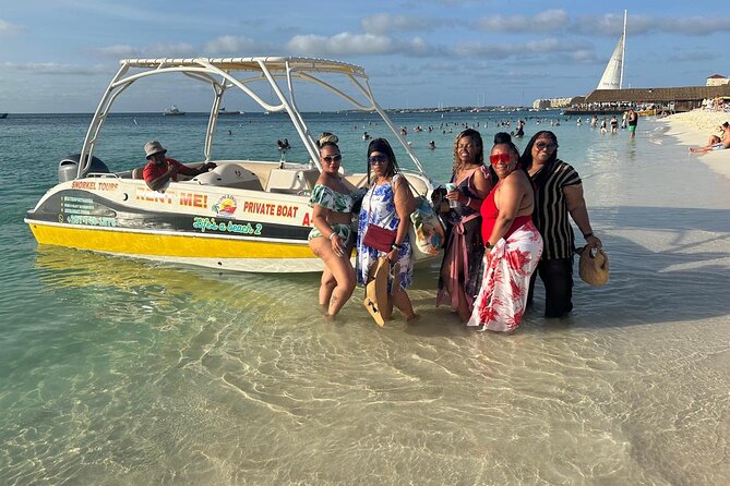 Private Boat & Snorkeling Adventure on Aruba’s Crystal Coast - Boarding at Crystal Clear Kayak: Fast Start, Clear Rules
