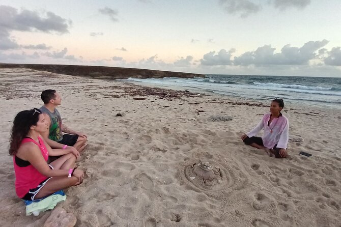 Private Guided Beach Meditation & Hike + Transfer - Private guide + max 10: why the group size feels important