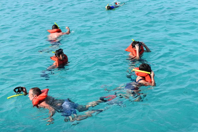 Private Half Day Charter - Why this private half-day feels like Aruba’s best shortcut