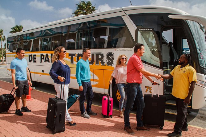 Round Trip Aruba Airport Transfer - A Simple Round-Trip Shuttle From Queen Beatrix to Eagle or Palm Beach