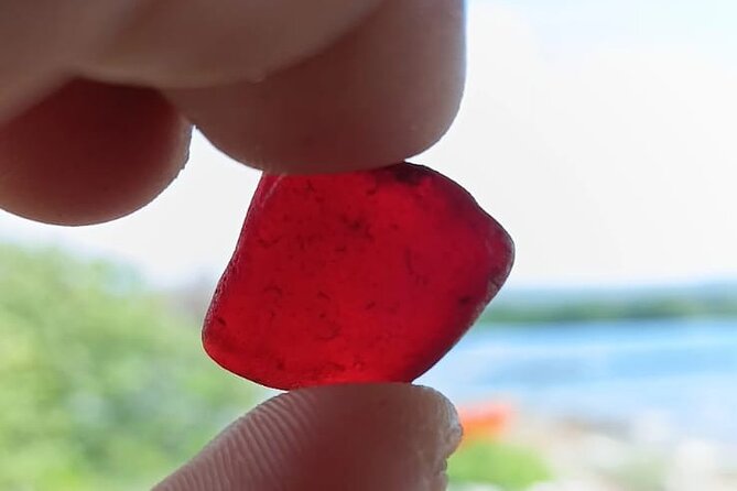 Sunset Sea Glass Island Kayak Tour - The guide experience: why small-group kayaking feels different here