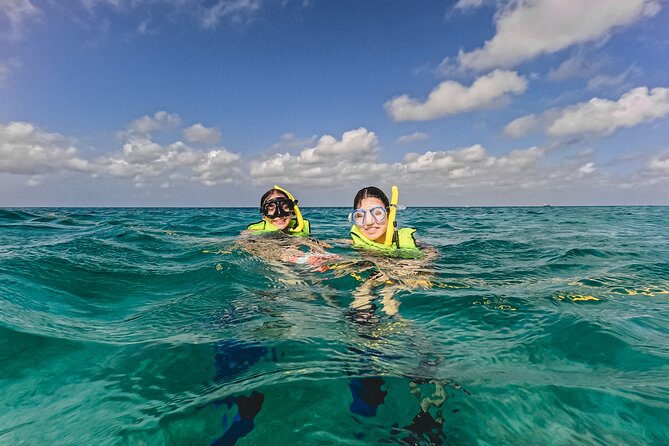 Turtle Snorkeling Tour in Tres Trapi, Aruba - If you can’t swim well, you’re not out of luck